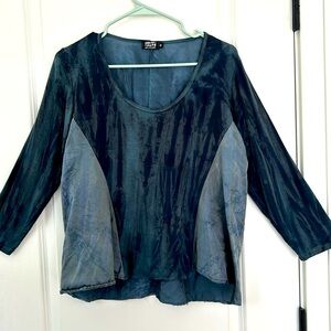 Art of Cloth size M Curved Seam Hi Low Top Crop Slv Hand Dyed
